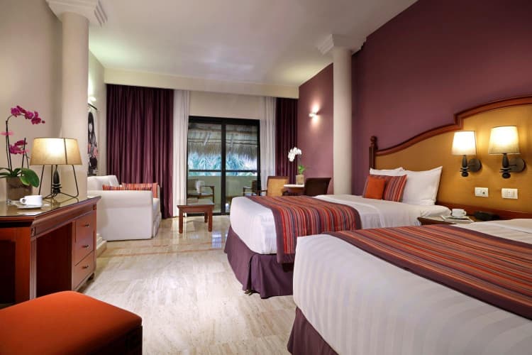 Family Selection at Grand Palladium Vallarta Resort & Spa photo 5