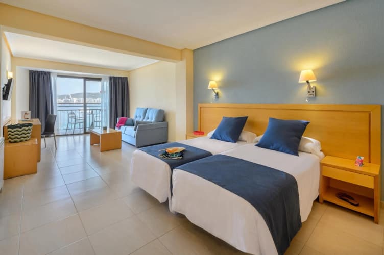 Hotel Vibra Sestanyol photo 4