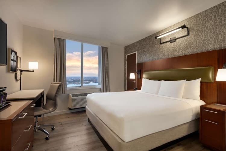 DoubleTree by Hilton New York Downtown photo 4