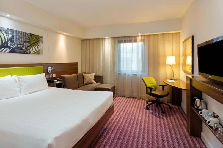 Hampton by Hilton London Croydon photo 5