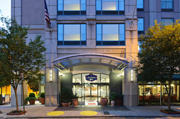 Hampton Inn Philadelphia Center City-Convention Center photo 2