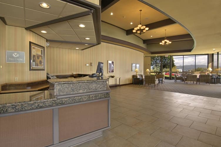 Red Lion Hotel Coos Bay photo 2