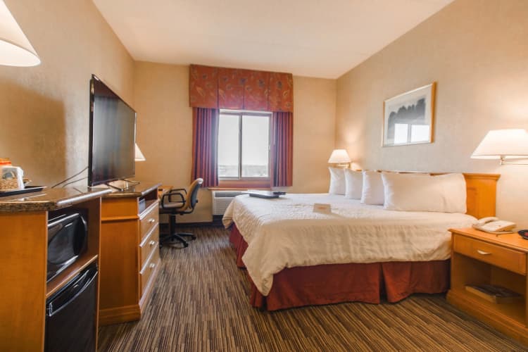 Humphry Inn & Suites photo 3