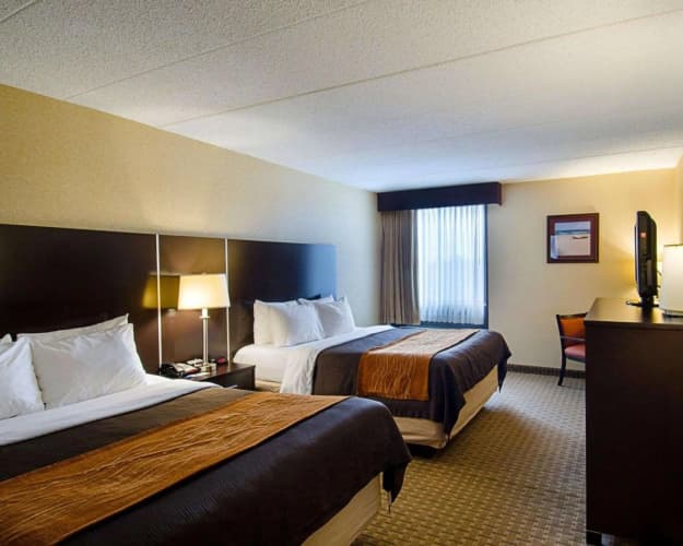 Holiday Inn Express Fall River North photo 5