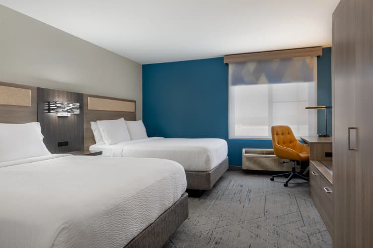 Holiday Inn Express Boston-Milford photo 4