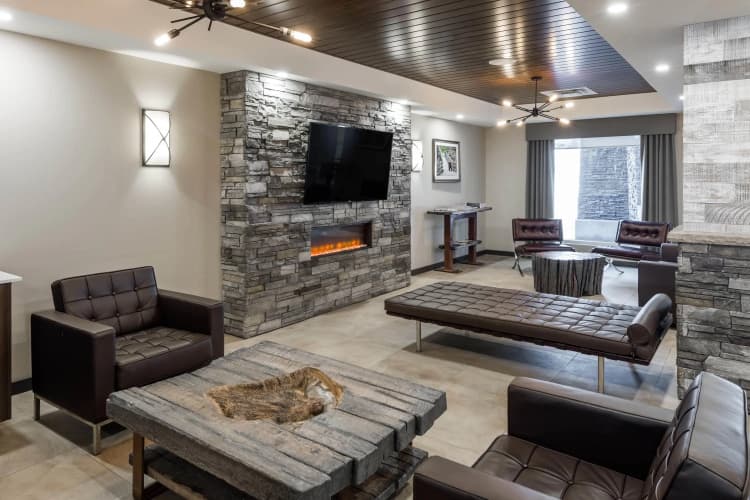 Ramada by Wyndham Revelstoke photo 4