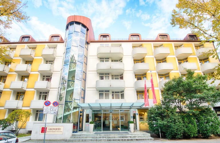 Leonardo Hotel And Residenz Munchen photo 2