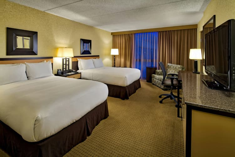 DoubleTree by Hilton Hotel Chicago - Arlington Heights photo 4