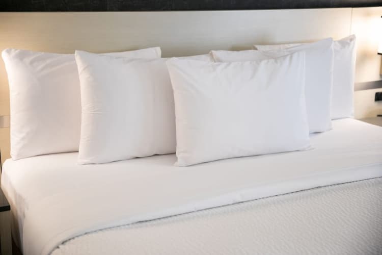 Days Inn & Suites by Wyndham Thunder Bay photo 4