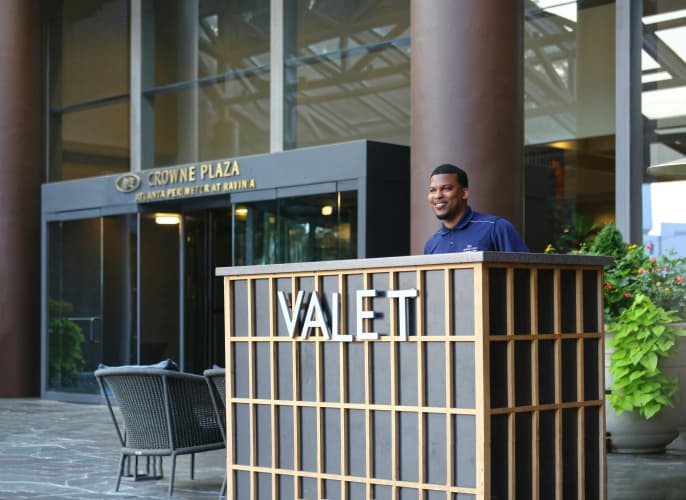 Crowne Plaza Atlanta Perimeter At Ravinia photo 2