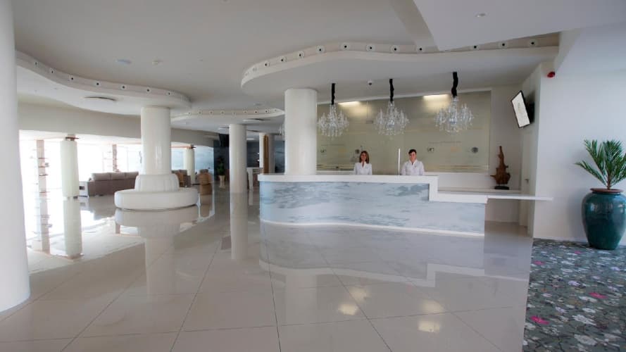 On Hotels Oceanfront - Adults Only photo 3