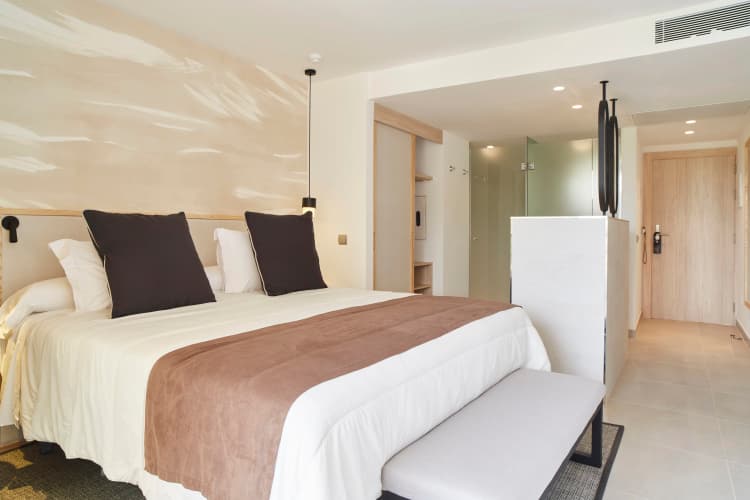 Invisa Hotel Cala Blanca photo 5