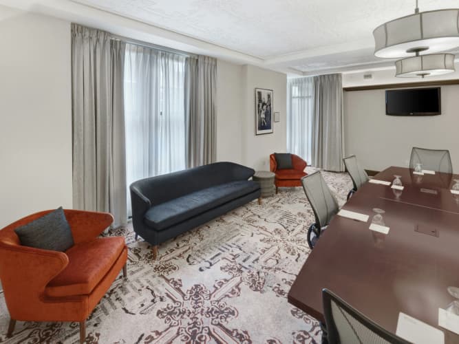 Hilton Garden Inn Milwaukee Downtown photo 4