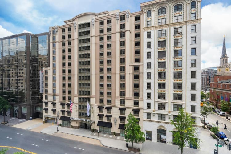 Hilton Garden Inn Washington DC Downtown photo 2