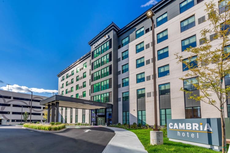 Cambria Hotel New Haven University Area photo 2