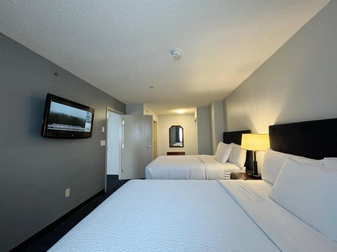 Riviera Plaza and Conference Centre Calgary Airport photo 5