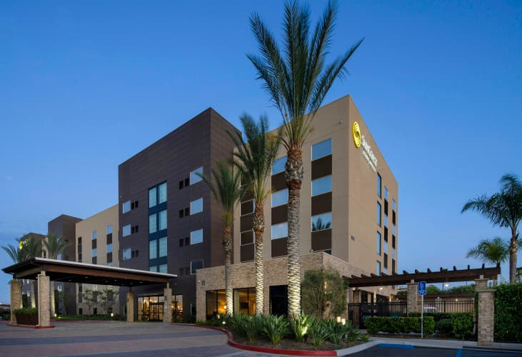 SunCoast Park Hotel Anaheim, Tapestry Collection by Hilton photo 2