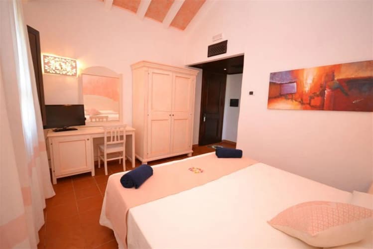 Galanias Hotel & Retreat photo 5