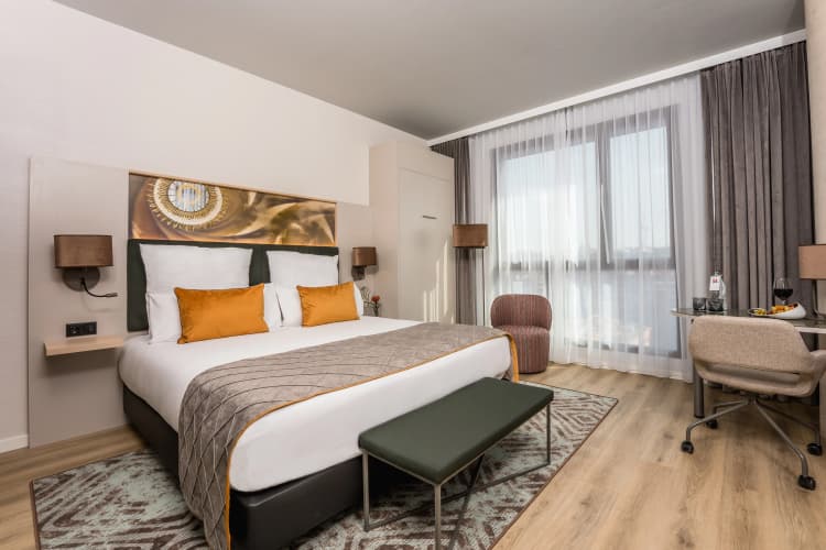 Leonardo Royal Hotel Barcelona Fira, photo 3