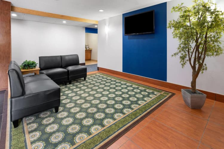 Microtel Inn by Wyndham Albany Airport photo 4