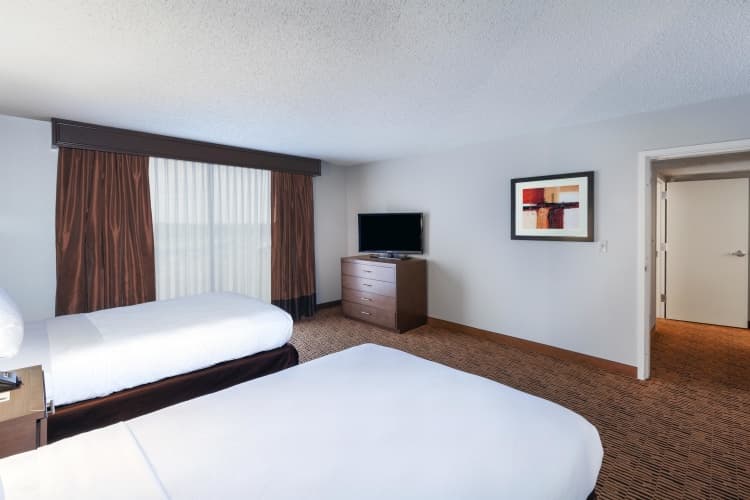 Embassy Suites by Hilton Dallas Market Center photo 5