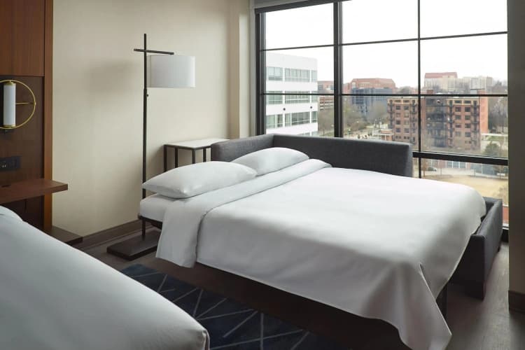 Holiday Inn Knoxville Downtown photo 3