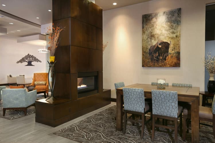 DoubleTree by Hilton Denver - Thornton photo 3