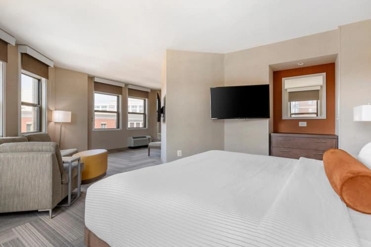 Cambria Hotel Rockville photo 4