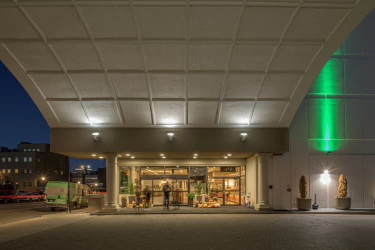 Holiday Inn Portland-By The Bay photo 2