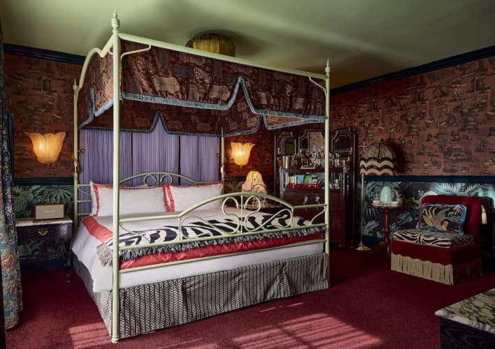 Lafayette Hotel & Suites In San Diego photo 4