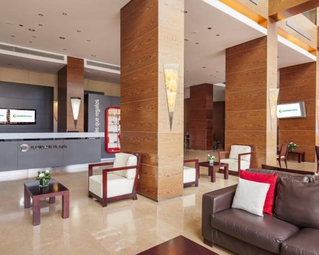 Hotel ILUNION Valencia 4 photo 3