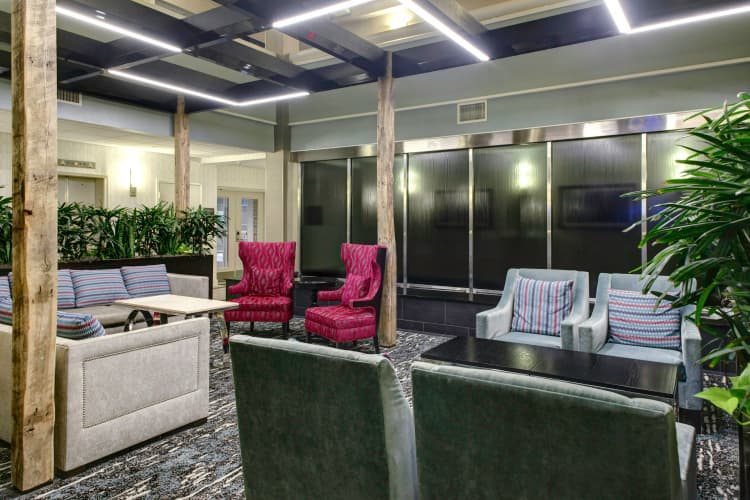 Embassy Suites by Hilton Williamsburg photo 3