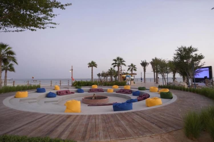 Bab Al Nojoum Hudayriyat Villas photo 2