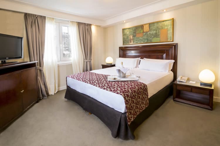 Claridge Hotel photo 4