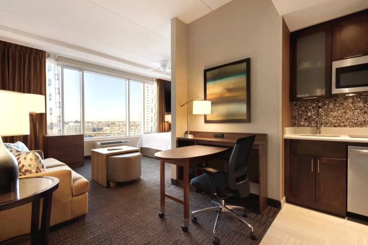 Homewood Suites by Hilton Calgary Downtown photo 4