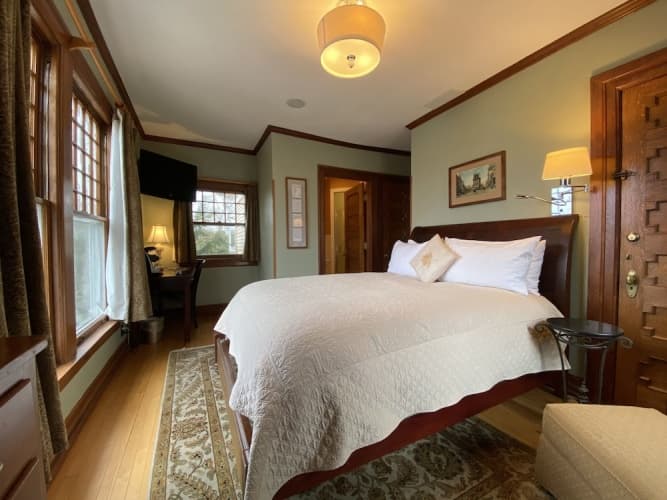 Showers Inn photo 5