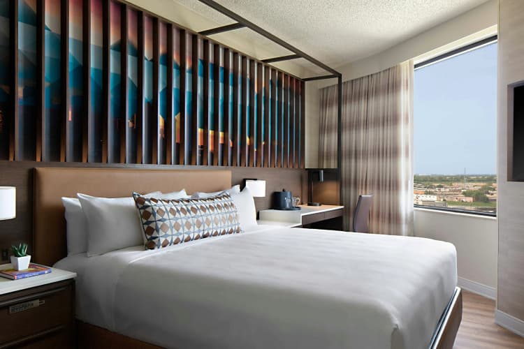 Renaissance Dallas Hotel photo 4