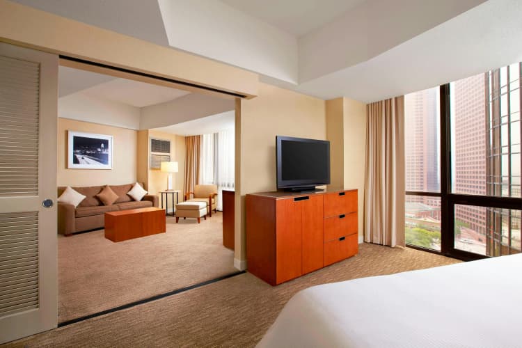 The Westin Bonaventure Hotel and Suites, Los Angeles photo 3