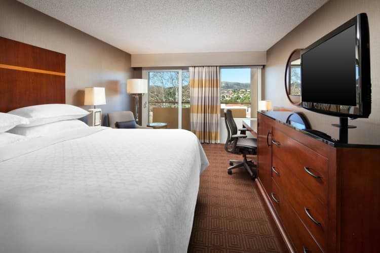 Sheraton Agoura Hills Hotel photo 3