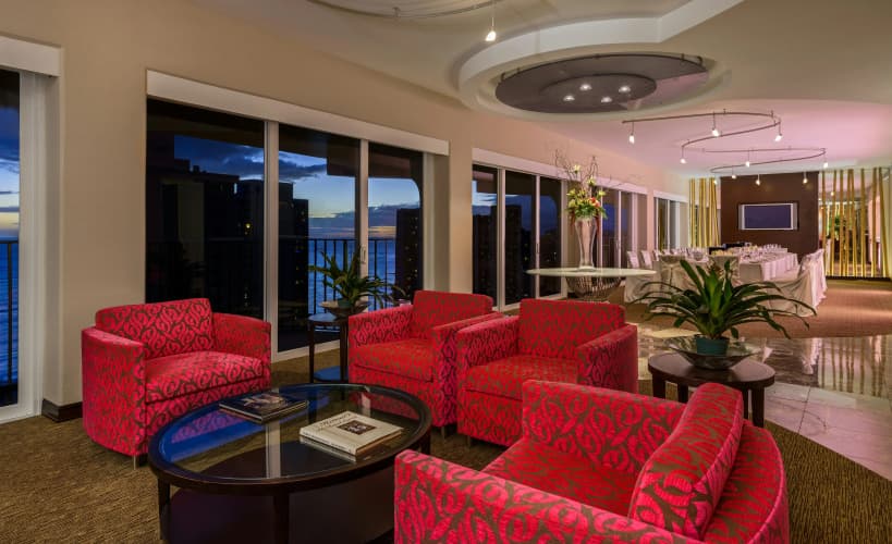 Hilton Waikiki Beach Resort & Spa photo 3
