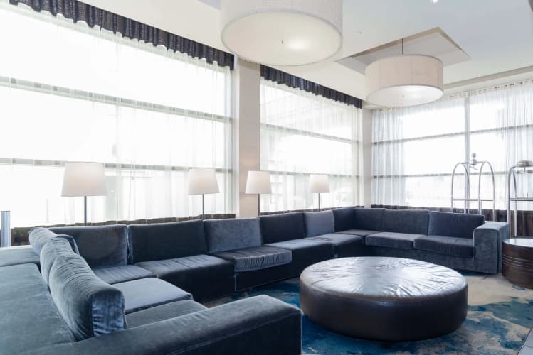 Sandman Signature Vancouver Airport Hotel & Resort photo 3