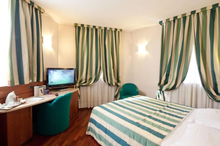 Hotel Mirage, Sure Hotel Collection by Best Western photo 5