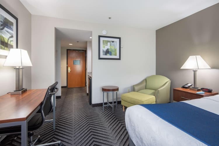 Best Western Coyote Point Inn photo 5