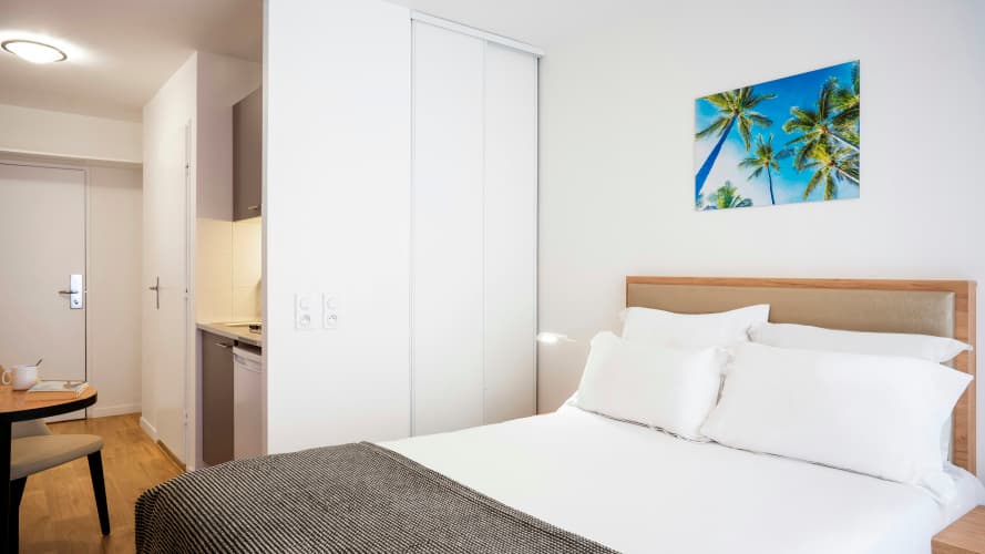 Sejours & Affairs Paris Bagnolet photo 4