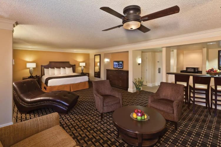 Rosen Plaza Hotel photo 3