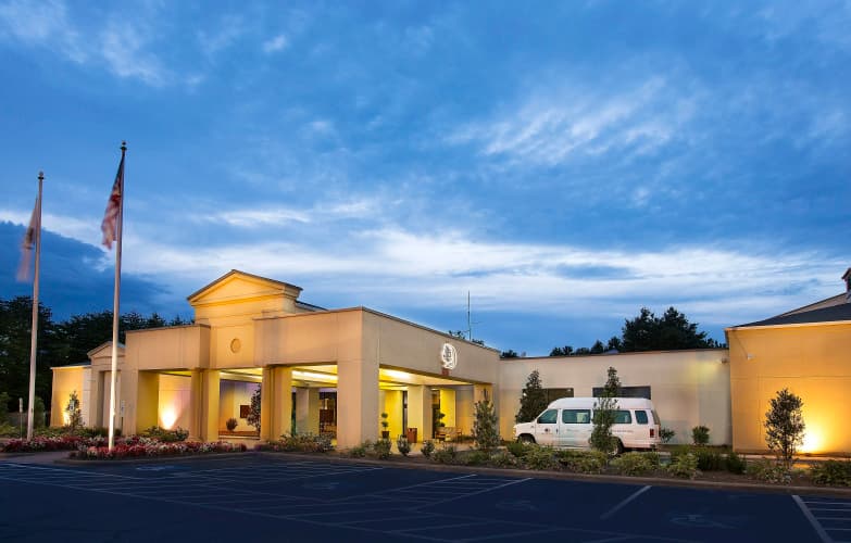 DoubleTree by Hilton Hotel Charlotte Airport photo 2
