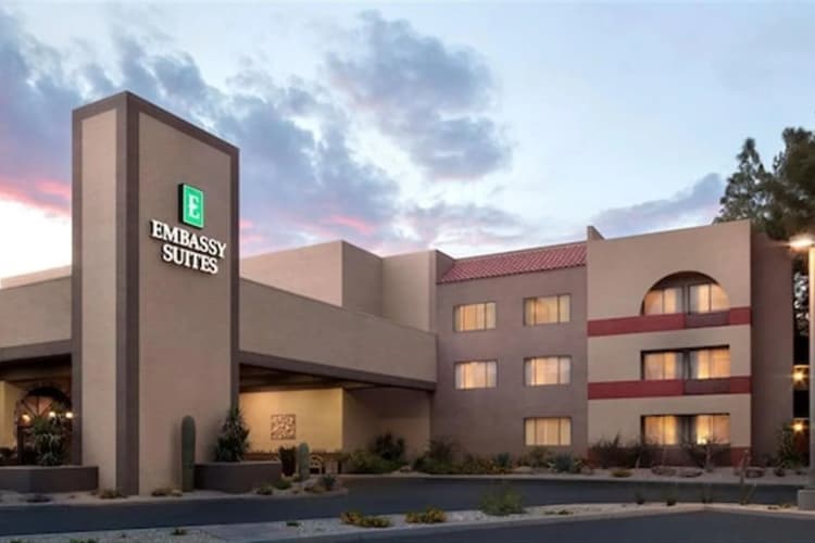 Embassy Suites by Hilton Phoenix Tempe photo 2