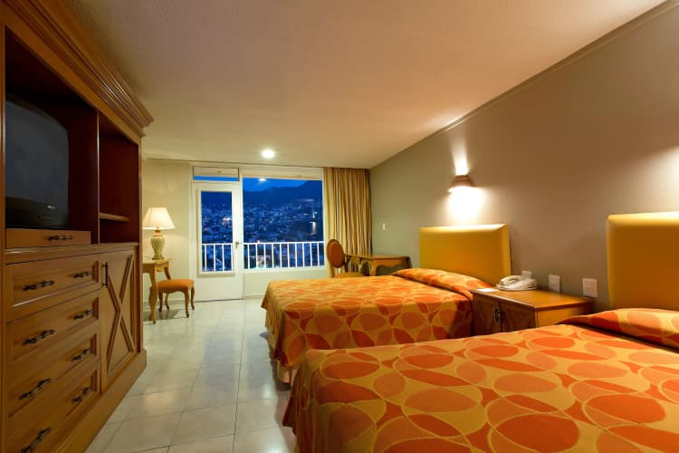 Krystal Beach Acapulco photo 4