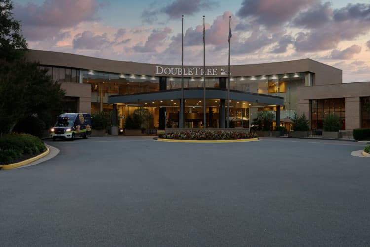 Hilton Washington Dulles Airport photo 2