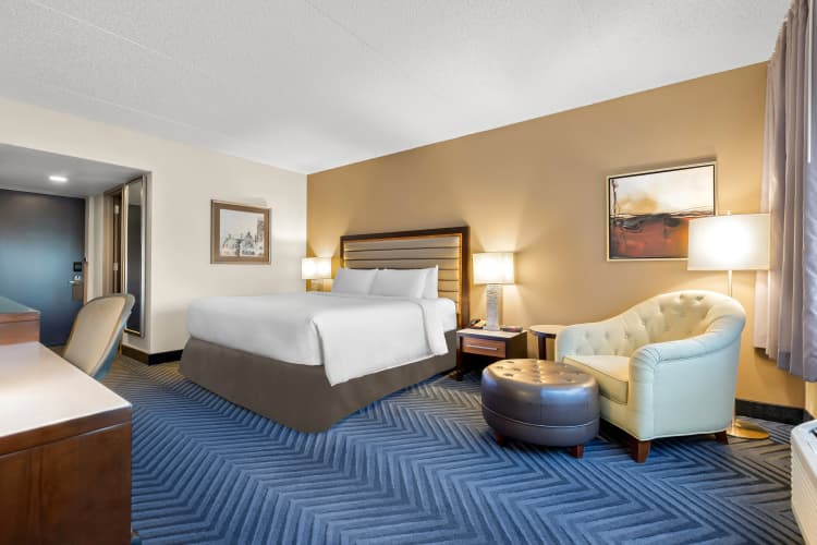Crowne Plaza Princeton - Conference Center photo 4